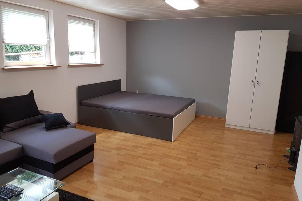 Schoene Wohnung In Karben - Rendel, Mit Freisitz Exterior foto